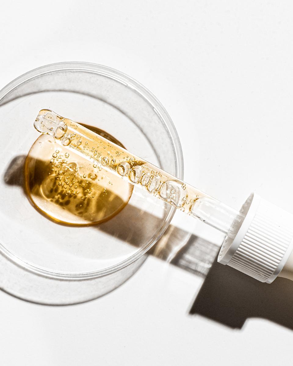 Ρετινόλη (Retinol): τι κάνει και πώς χρησιμοποιείται | NOISS