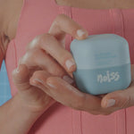 Εφαρμογή NOISS Glass Skin Sleeping Mask στο χέρι και στο πρόσωπο